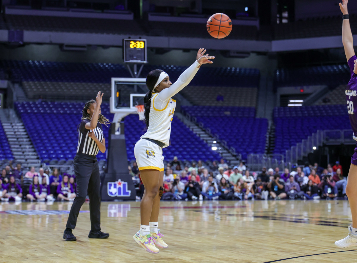 Waco La Vega vs Canyon UIL 4A Final March 2, 2024 Photo-Tommy Hays25